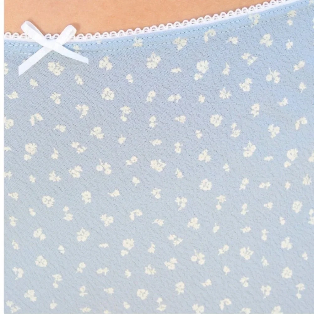 Brandy Melville Sephira Floral Skirt - Picture 4 of 5